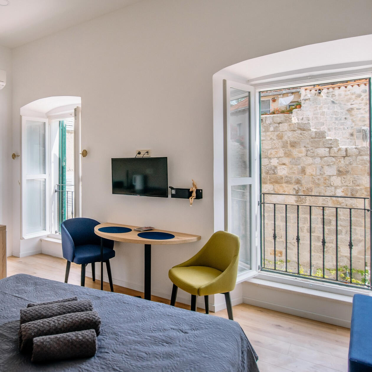 CITY WALLS APARTMENTS